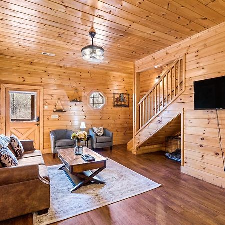 The Sly Fox - Recently Updated/ Ideal Pf Location Pigeon Forge Luaran gambar