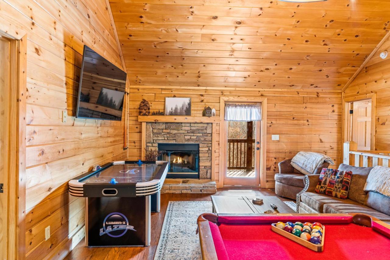 The Sly Fox - Recently Updated/ Ideal Pf Location Pigeon Forge Luaran gambar