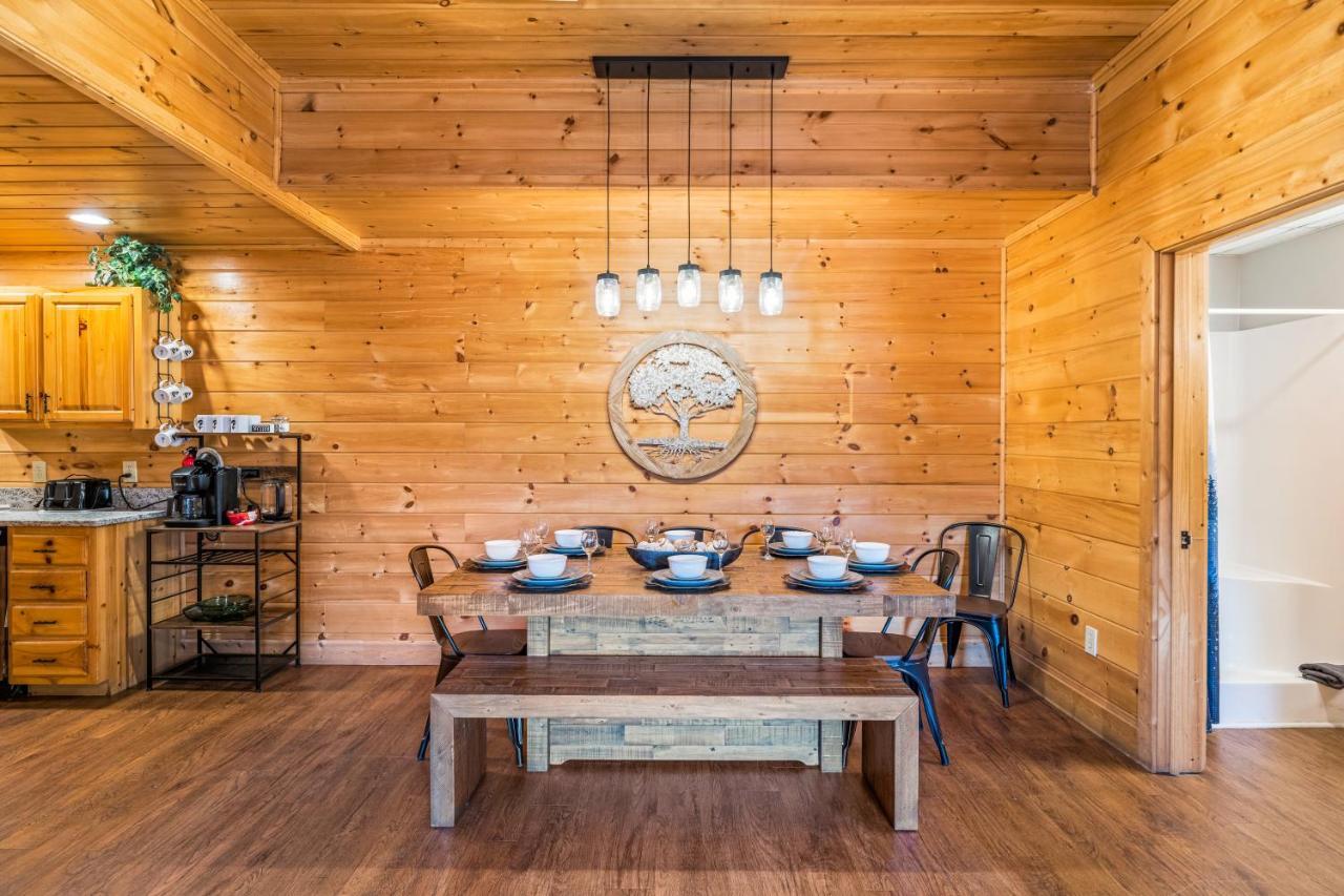 The Sly Fox - Recently Updated/ Ideal Pf Location Pigeon Forge Luaran gambar