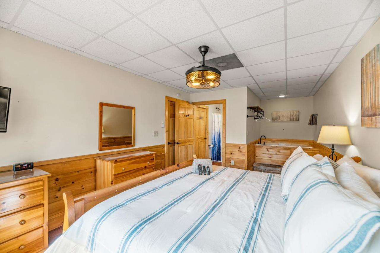 The Sly Fox - Recently Updated/ Ideal Pf Location Pigeon Forge Luaran gambar
