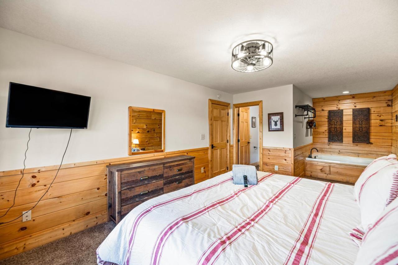 The Sly Fox - Recently Updated/ Ideal Pf Location Pigeon Forge Luaran gambar